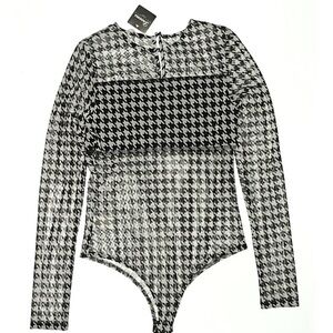NWT Ces Femme Monochrome Houndstooth Bodysuit Snap Closure L